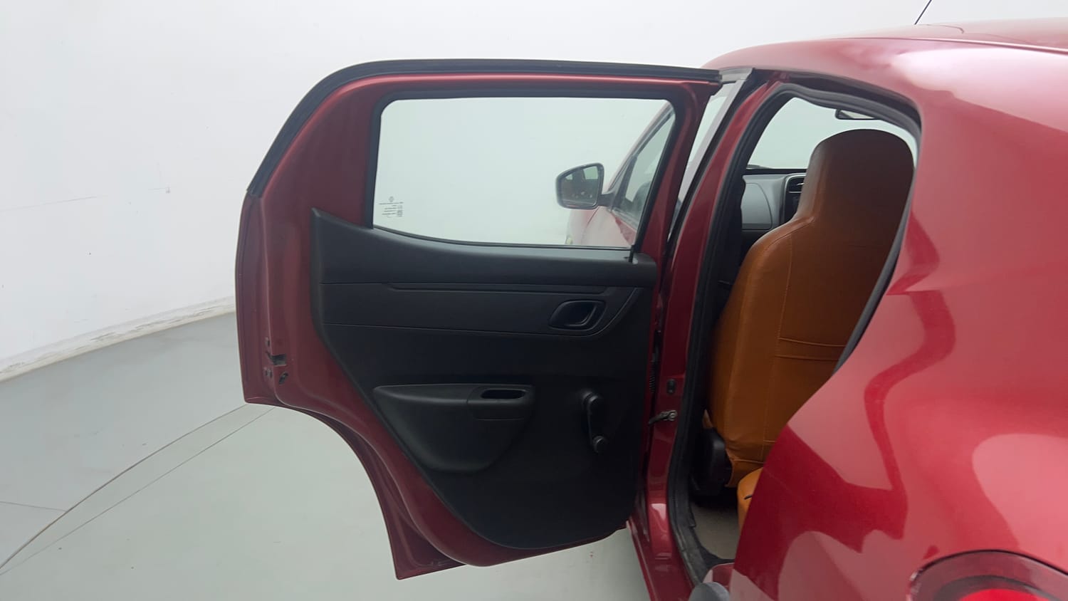 Used 2018 Renault Kwid 1.0 RXT Petrol Manual interior LEFT REAR DOOR OPEN VIEW