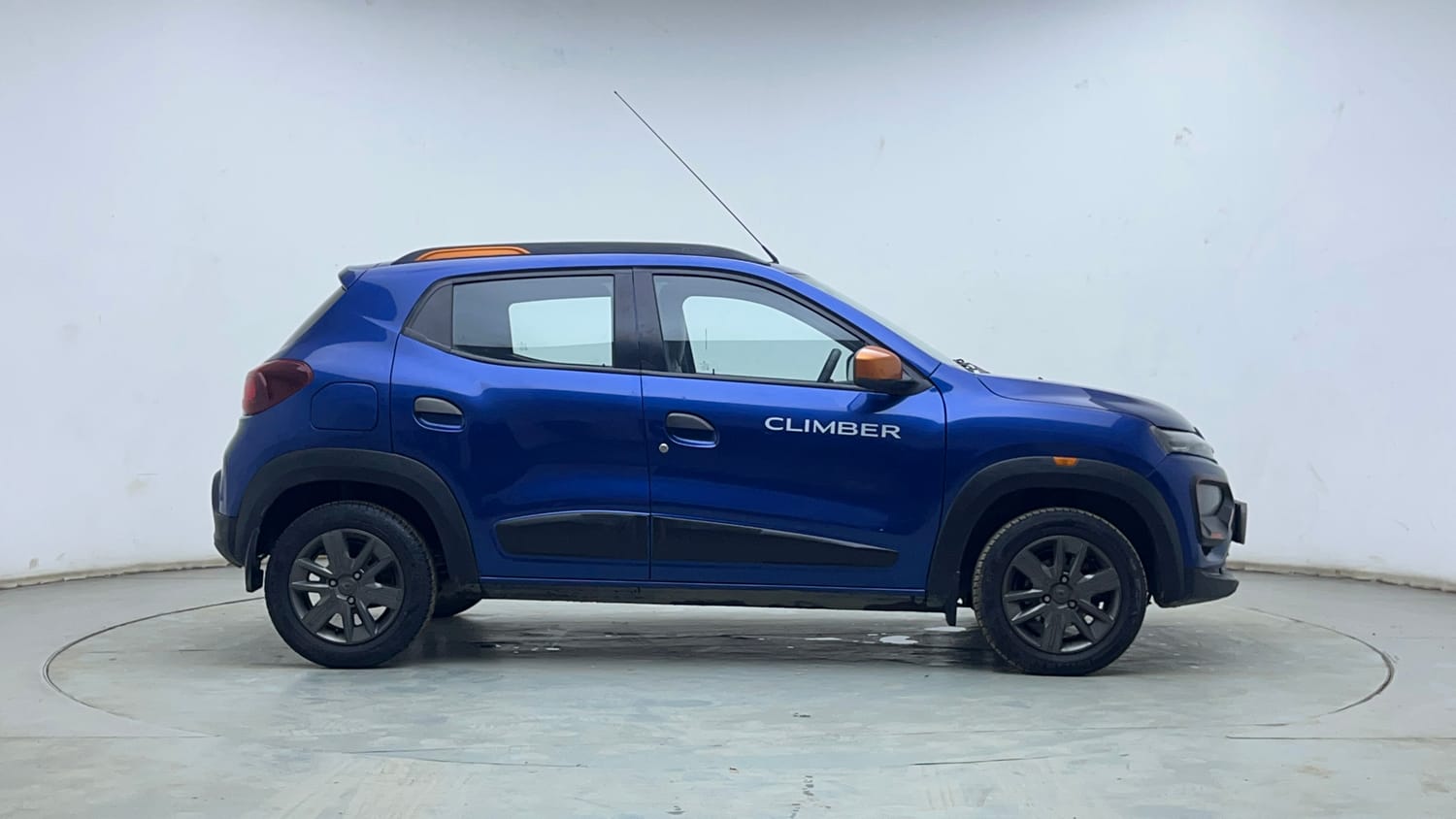 Used 2020 Renault Kwid CLIMBER 1.0 AMT Opt Petrol Automatic exterior RIGHT SIDE VIEW