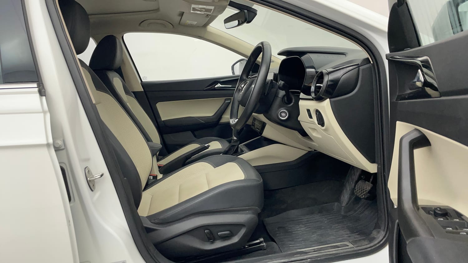 Used 2024 Skoda Slavia Style 1.5L TSI DSG Petrol Automatic interior RIGHT SIDE FRONT DOOR CABIN VIEW