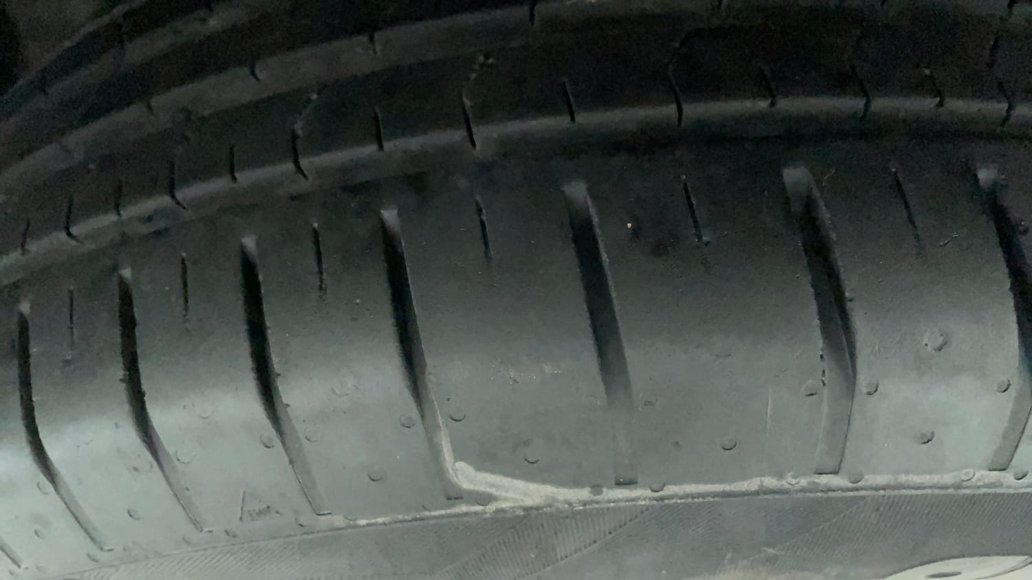 Used 2024 Maruti Suzuki Baleno Sigma MT Petrol Manual tyres LEFT FRONT TYRE TREAD VIEW