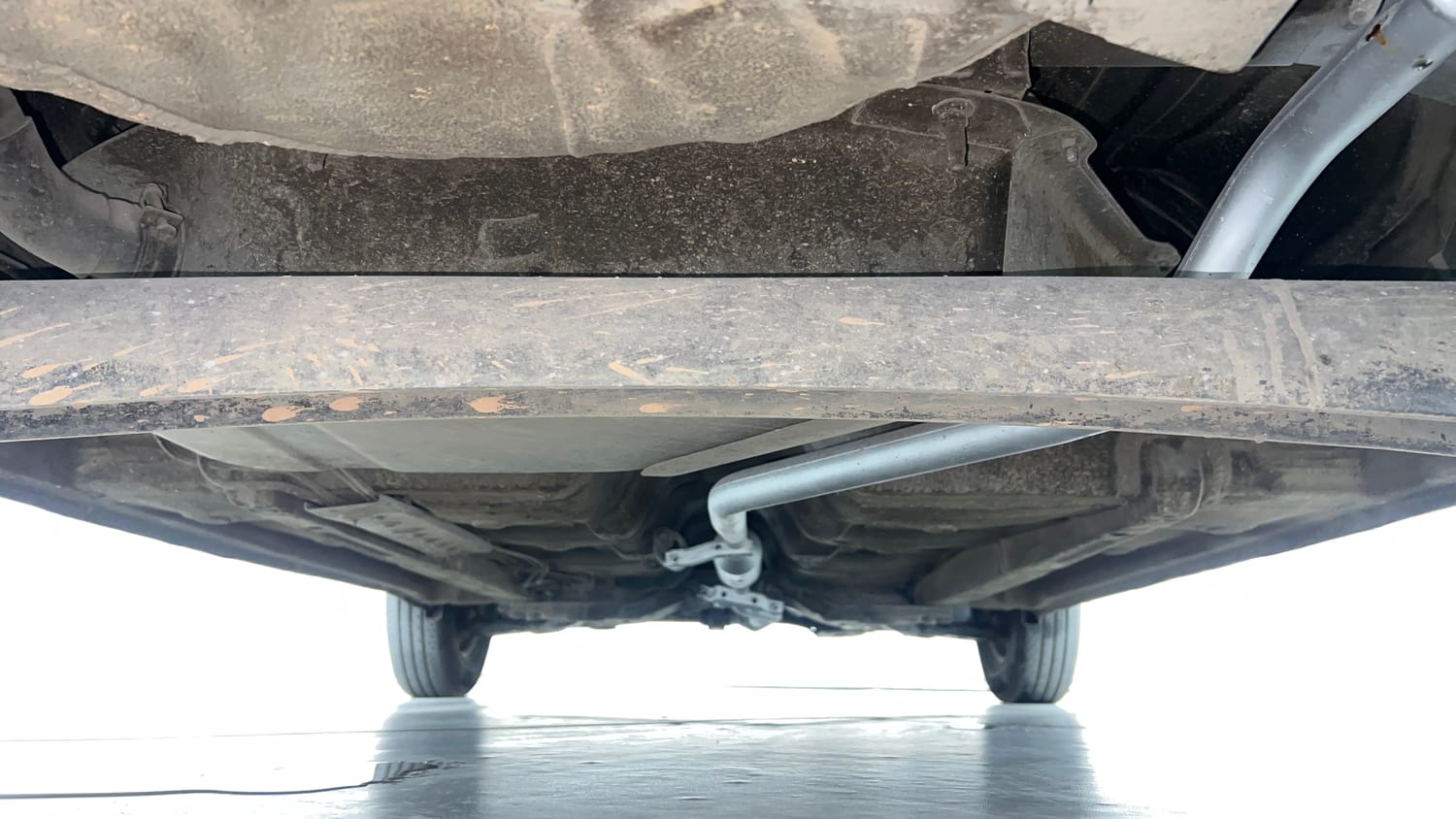 Used 2016 Hyundai i10 Magna 1.1 iRDE2 Petrol Manual extra REAR UNDERBODY VIEW (TAKEN FROM REAR)