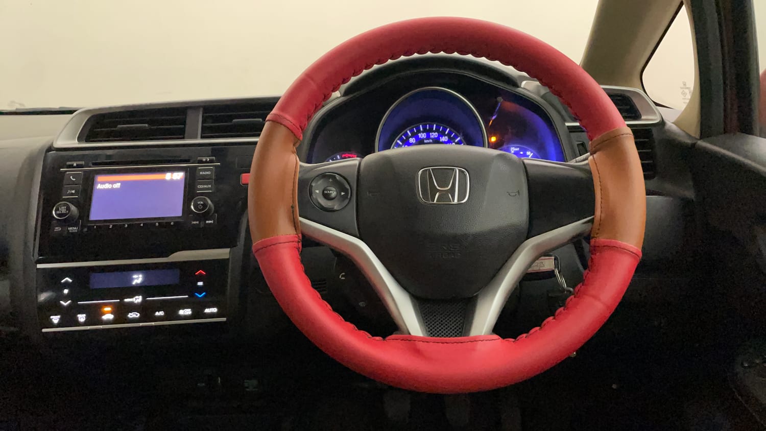 Used 2016 Honda Jazz V Petrol Petrol Manual interior STEERING VIEW