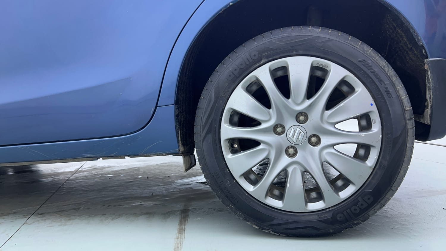 Used 2018 Maruti Suzuki Baleno Zeta 1.2 AT Petrol Automatic tyres LEFT REAR TYRE RIM VIEW