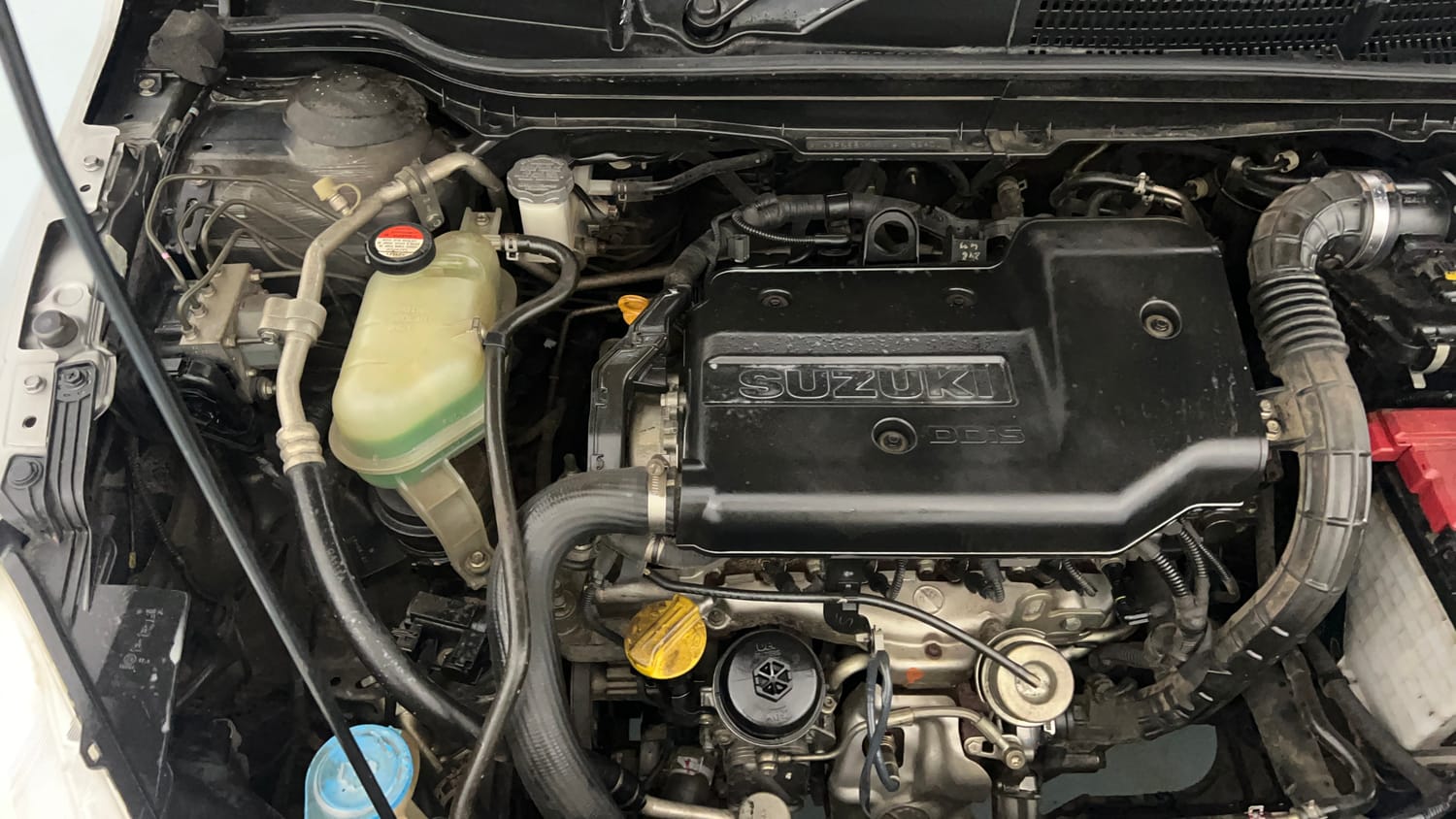 Used 2019 Maruti Suzuki S-Cross Delta 1.3 Diesel Manual engine ENGINE RIGHT SIDE VIEW