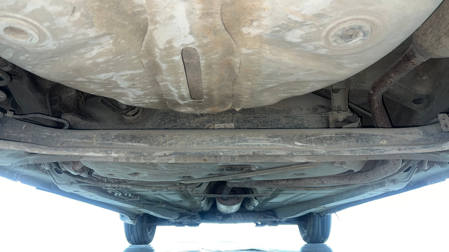 Used 2020 Maruti Suzuki Baleno Delta Petrol Manual extra REAR UNDERBODY VIEW (TAKEN FROM REAR)