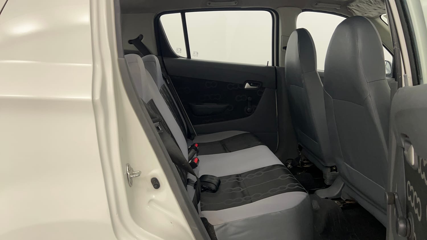 Used 2016 Maruti Suzuki Alto 800 Lxi Petrol Manual interior RIGHT SIDE REAR DOOR CABIN VIEW