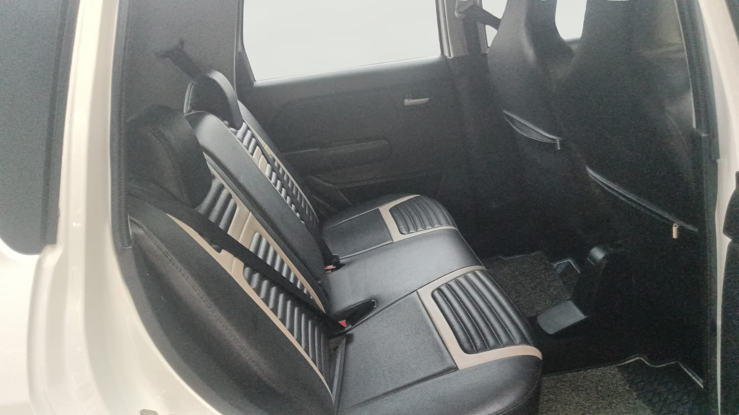 Used 2023 Maruti Suzuki Wagon R ZXI Plus 1.2 Petrol Manual interior RIGHT SIDE REAR DOOR CABIN VIEW