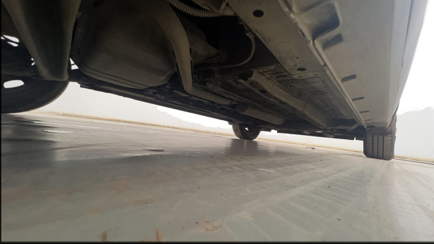 Used 2023 Tata Punch Accomplished MT Petrol Manual extra REAR RIGHT UNDERBODY VIEW