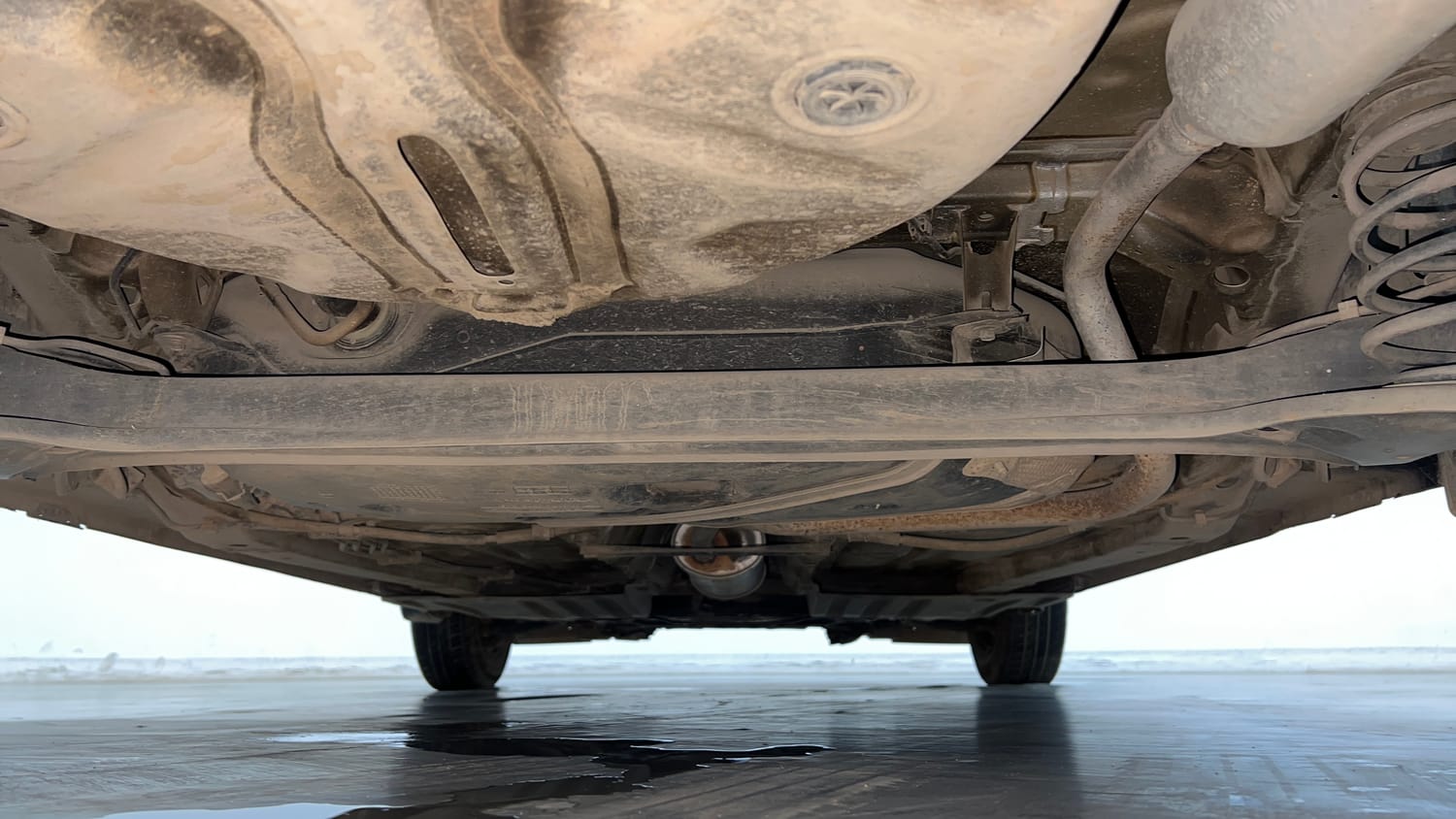 Used 2021 Maruti Suzuki Swift VXi Petrol Manual extra REAR UNDERBODY VIEW (TAKEN FROM REAR)