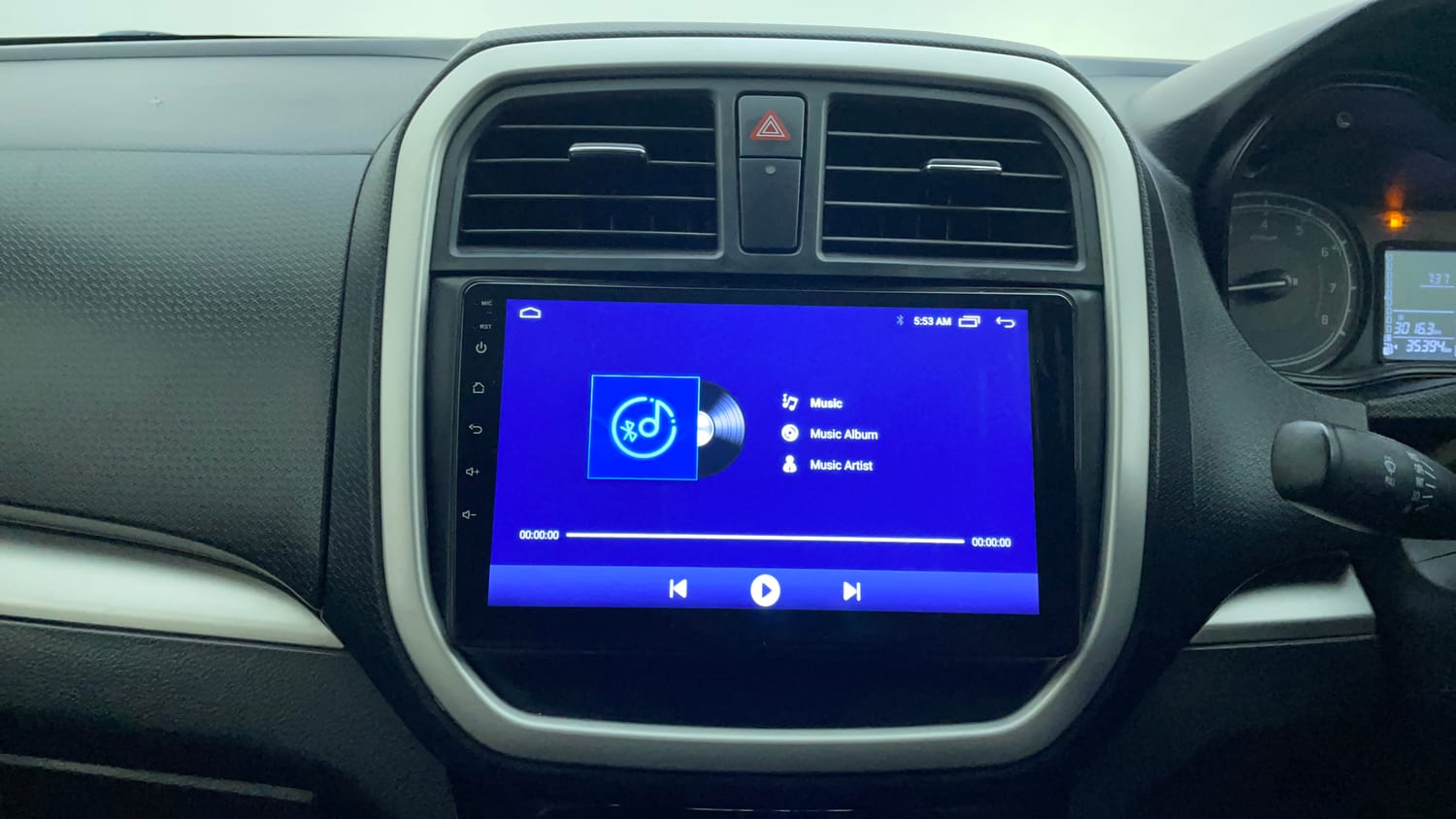 Used 2022 maruti-suzuki Vitara Brezza VXi Petrol Manual interior MUSIC SYSTEM & AC CONTROL VIEW