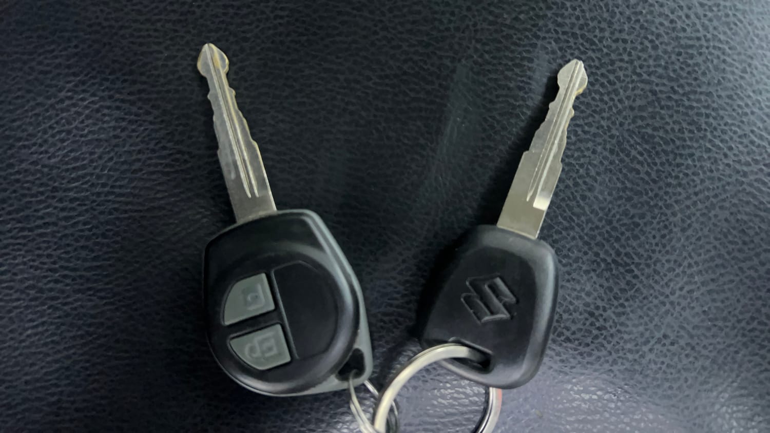 Used 2018 Maruti Suzuki Wagon R 1.0 VXI AMT Petrol Automatic extra CAR KEY VIEW