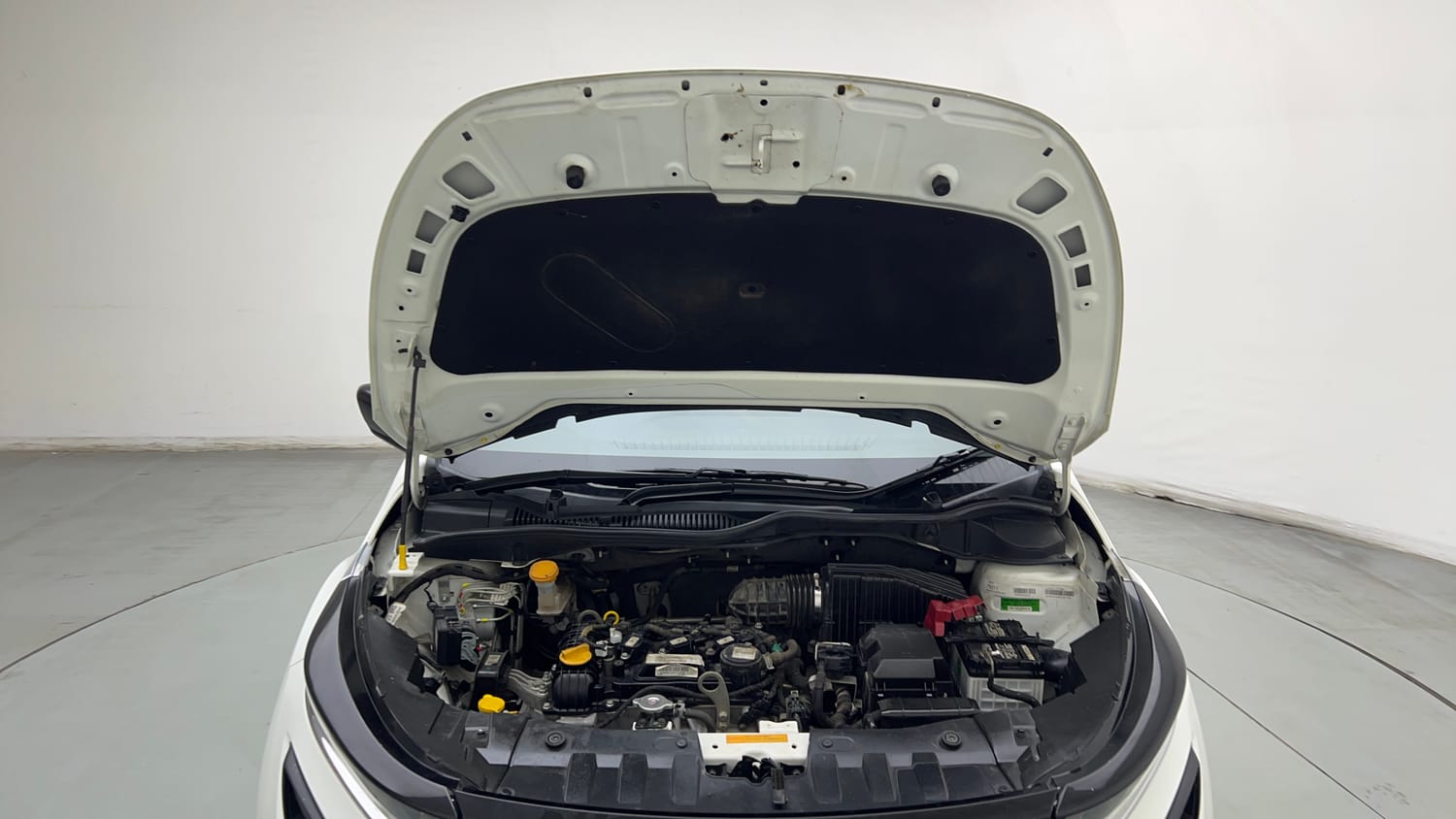 Used 2022 Tata Altroz XE Petrol Petrol Manual engine ENGINE & BONNET OPEN FRONT VIEW