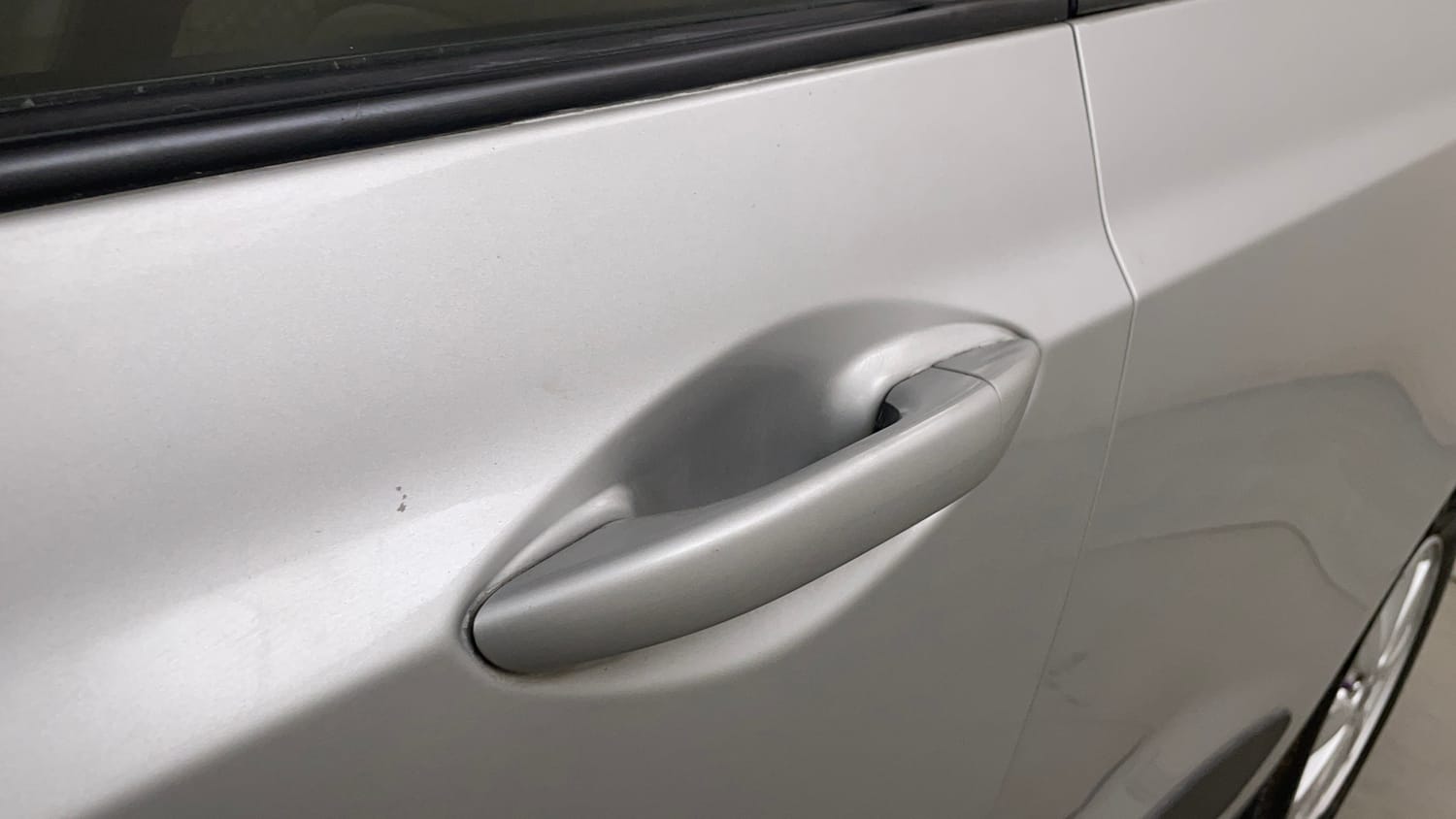 Used 2014 Hyundai Xcent S 1.2 (O) Petrol Manual dents MINOR SCRATCH