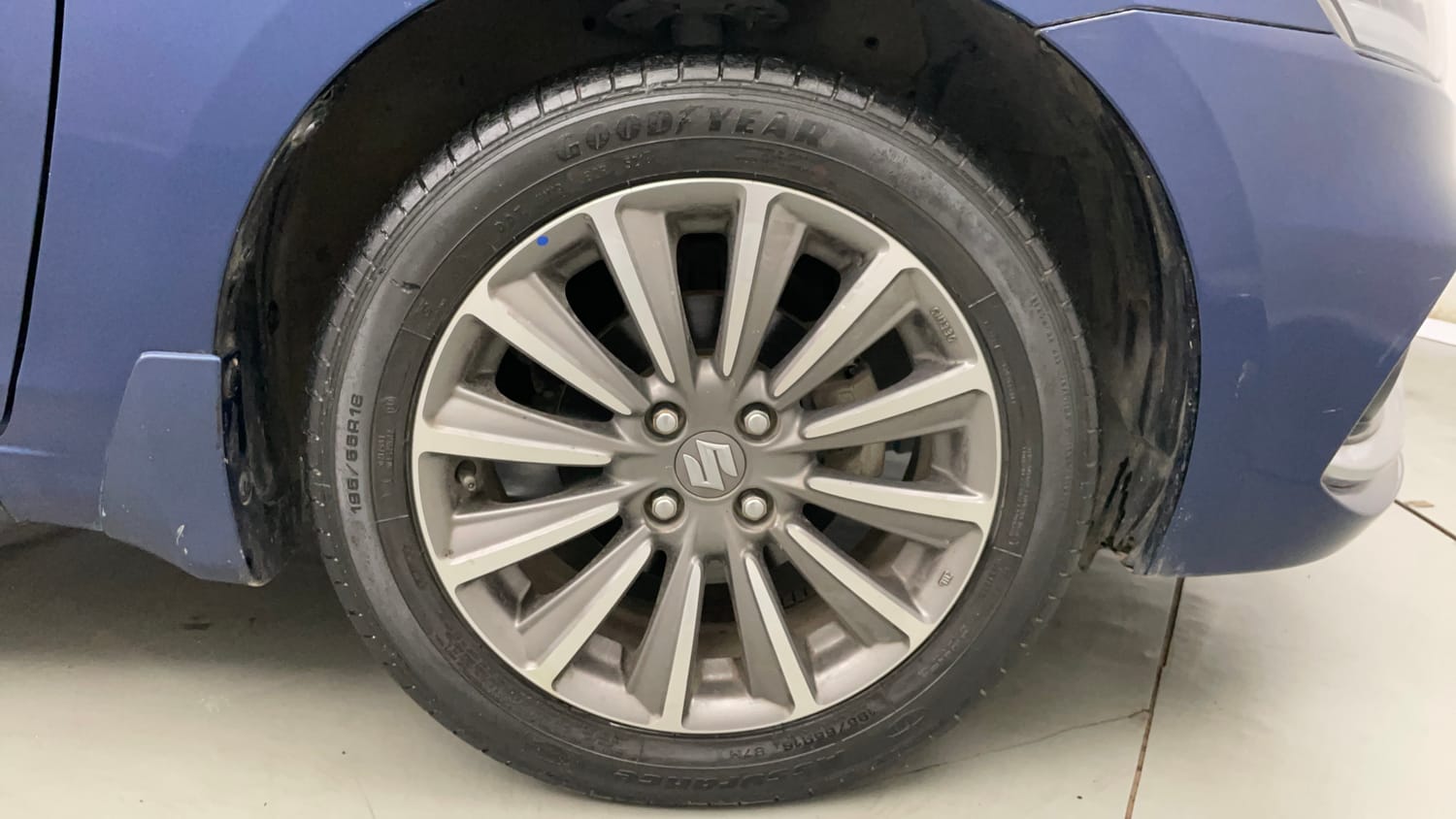Used 2019 Maruti Suzuki Ciaz Alpha Hybrid 1.5 Petrol Manual tyres RIGHT FRONT TYRE RIM VIEW