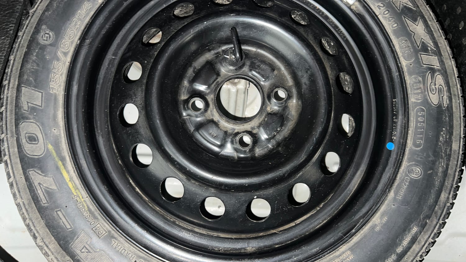 Used 2017 Maruti Suzuki Wagon R VXI+ Petrol Manual tyres SPARE TYRE VIEW