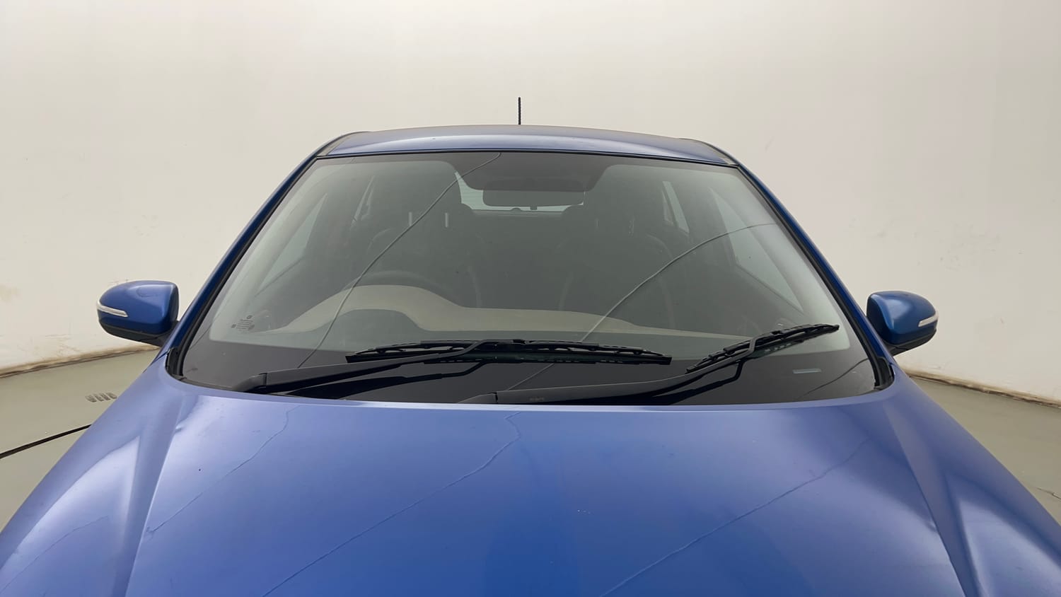 Used 2020 Hyundai Elite i20 Sportz Plus 1.2 Petrol Manual exterior FRONT WINDSHIELD VIEW