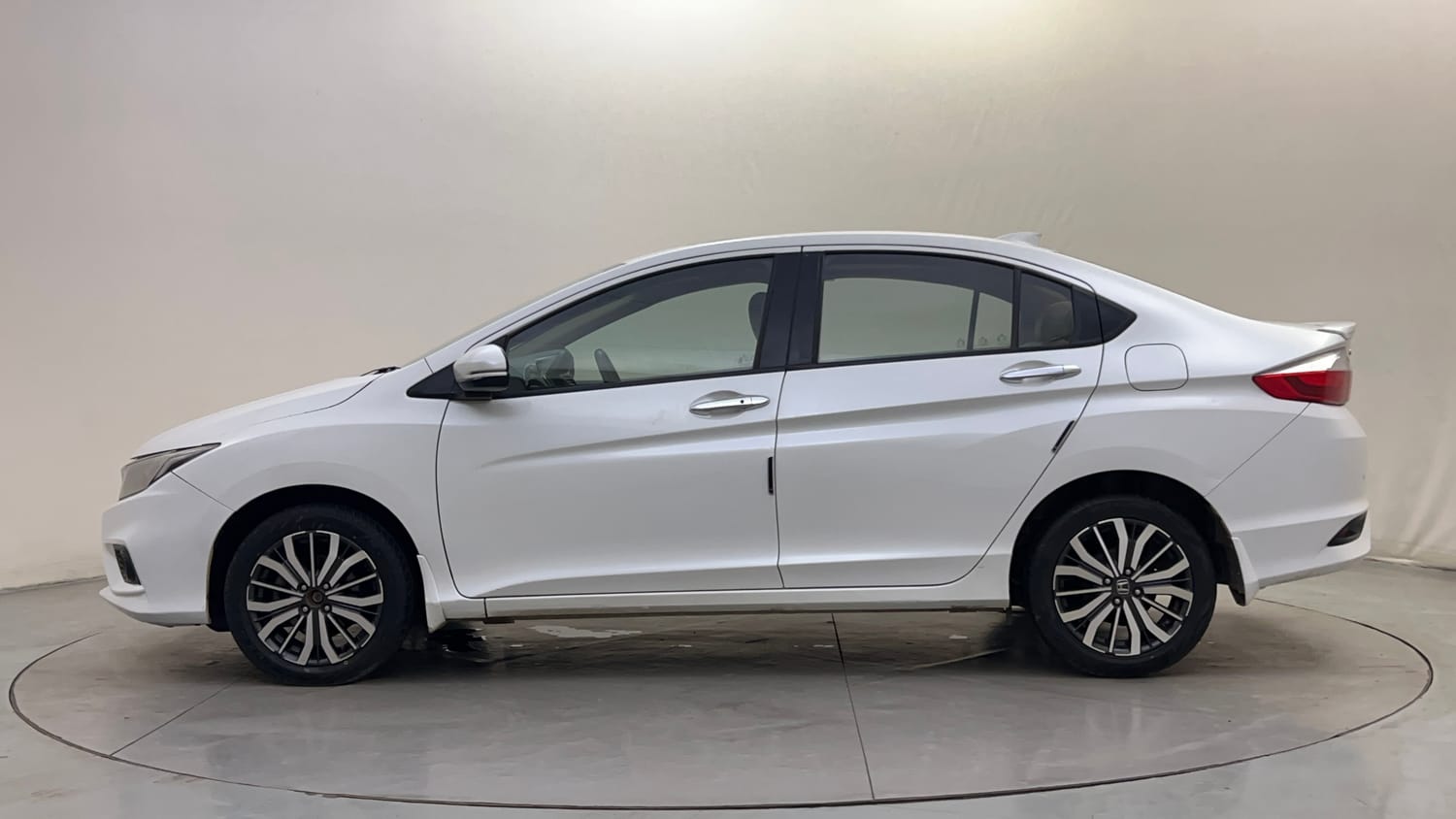 Used 2019 Honda City ZX CVT Petrol Petrol Automatic exterior LEFT SIDE VIEW