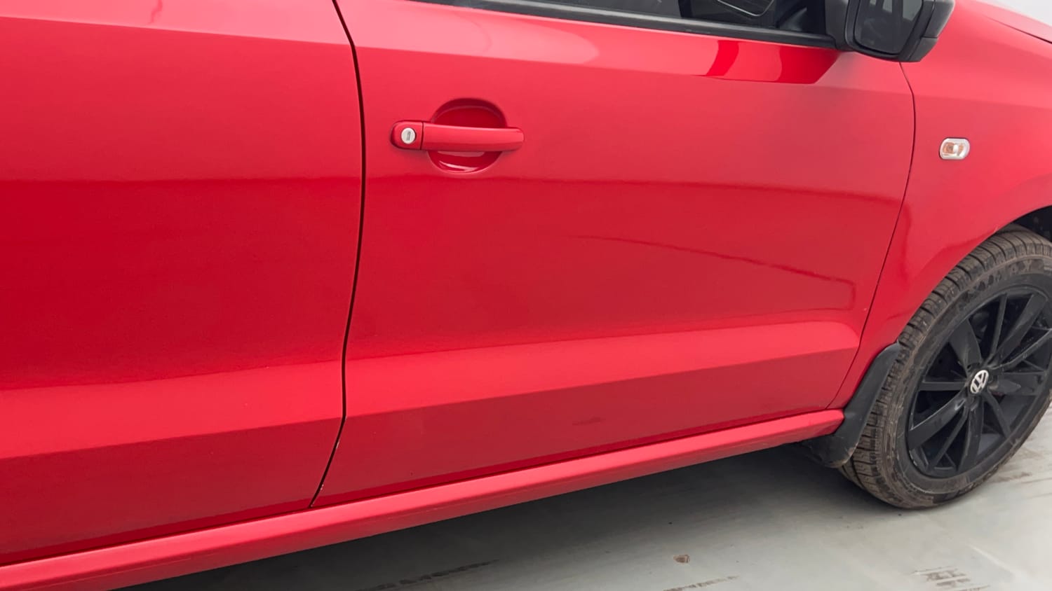 Used 2014 Volkswagen Polo Highline1.2L (P) Petrol Manual dents MINOR DENT