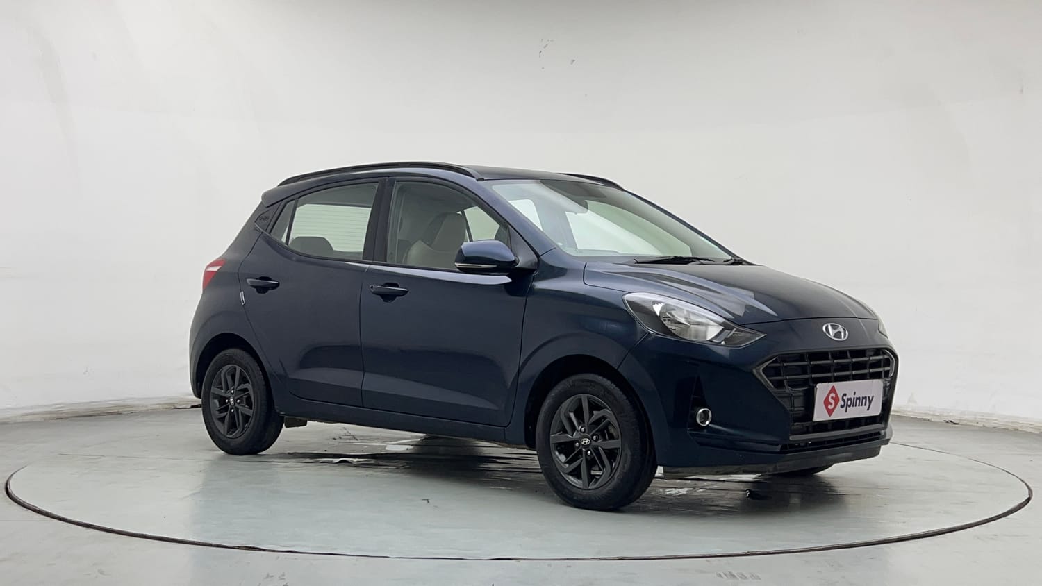 Used 2021 Hyundai Grand i10 Nios Sportz 1.2 Kappa VTVT Petrol Manual exterior RIGHT FRONT CORNER VIEW