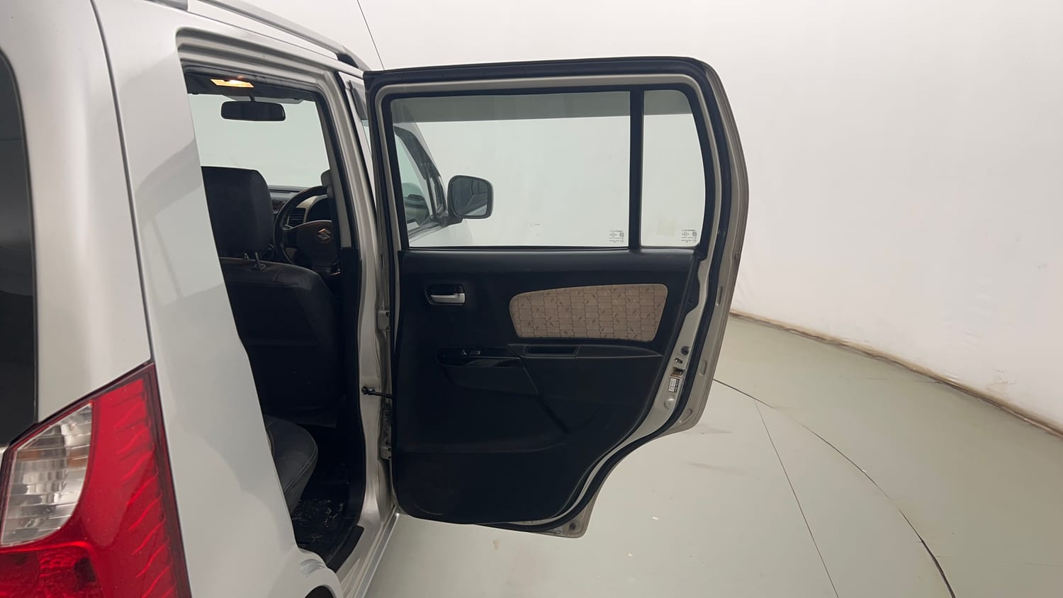 Used 2017 Maruti Suzuki Wagon R VXI Petrol Manual interior RIGHT REAR DOOR OPEN VIEW