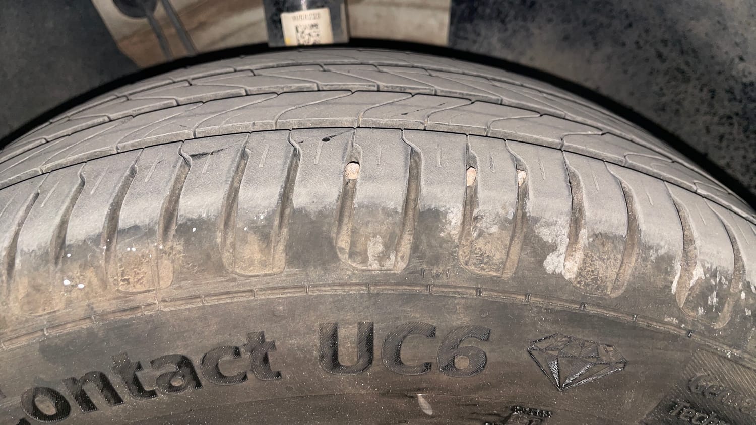 Used 2024 Skoda Slavia Style 1.5L TSI DSG Petrol Automatic tyres RIGHT FRONT TYRE TREAD VIEW