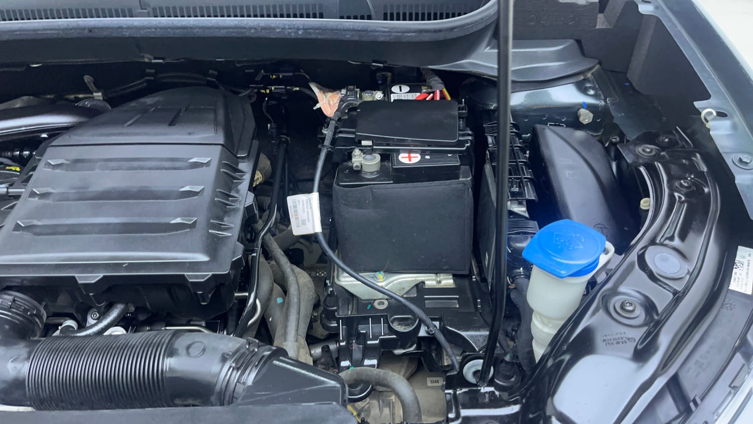 Used 2023 Volkswagen Taigun Highline 1.0 TSI MT Petrol Manual engine ENGINE LEFT SIDE VIEW