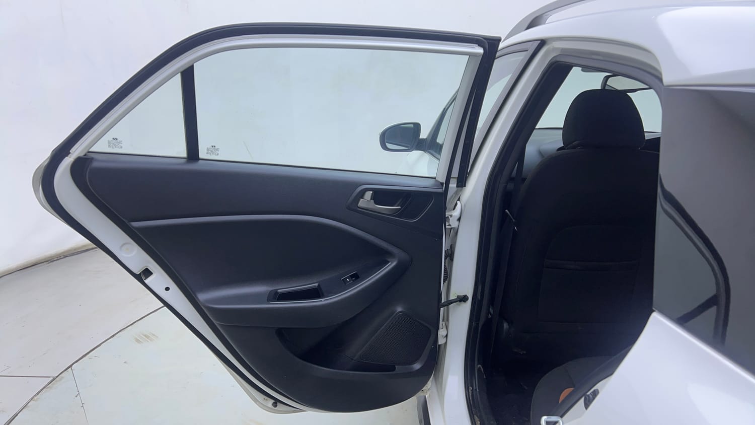 Used 2015 Hyundai i20 Active 1.2 S Petrol Manual interior LEFT REAR DOOR OPEN VIEW
