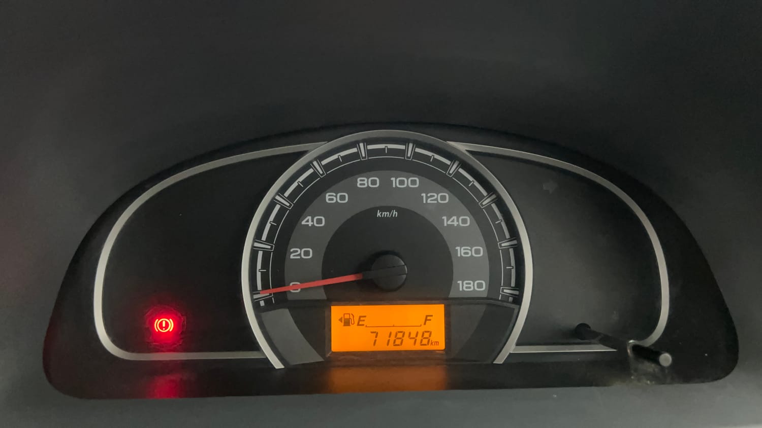 Used 2016 Maruti Suzuki Alto 800 Lxi Petrol Manual interior CLUSTERMETER VIEW