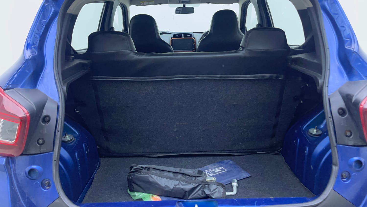 Used 2020 Renault Kwid CLIMBER 1.0 AMT Opt Petrol Automatic interior DICKY INSIDE VIEW