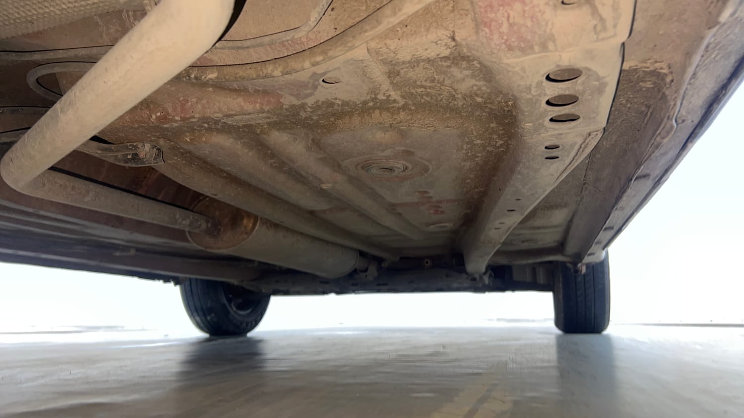 Used 2022 Maruti Suzuki Wagon R 1.0 VXi 1.0 Petrol Manual extra REAR RIGHT UNDERBODY VIEW
