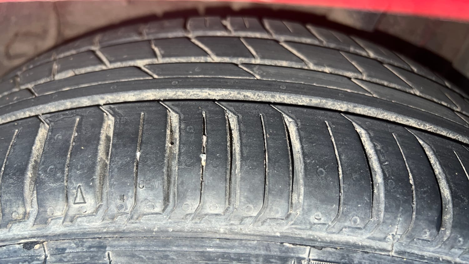 Used 2020 Tata Tiago XZ Plus Dual Tone Petrol Manual tyres LEFT REAR TYRE TREAD VIEW