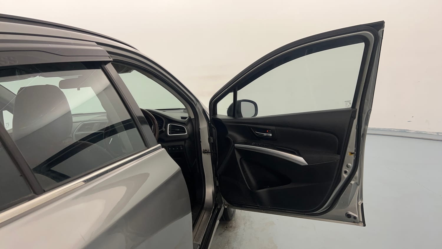 Used 2019 Maruti Suzuki S-Cross Delta 1.3 Diesel Manual interior RIGHT FRONT DOOR OPEN VIEW