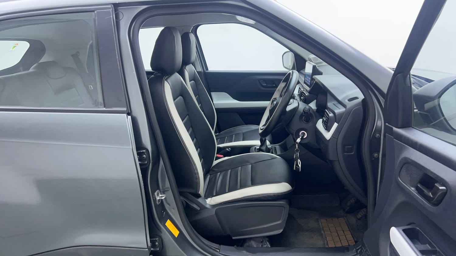 Used 2024 Tata Punch Pure MT Petrol Manual interior RIGHT SIDE FRONT DOOR CABIN VIEW