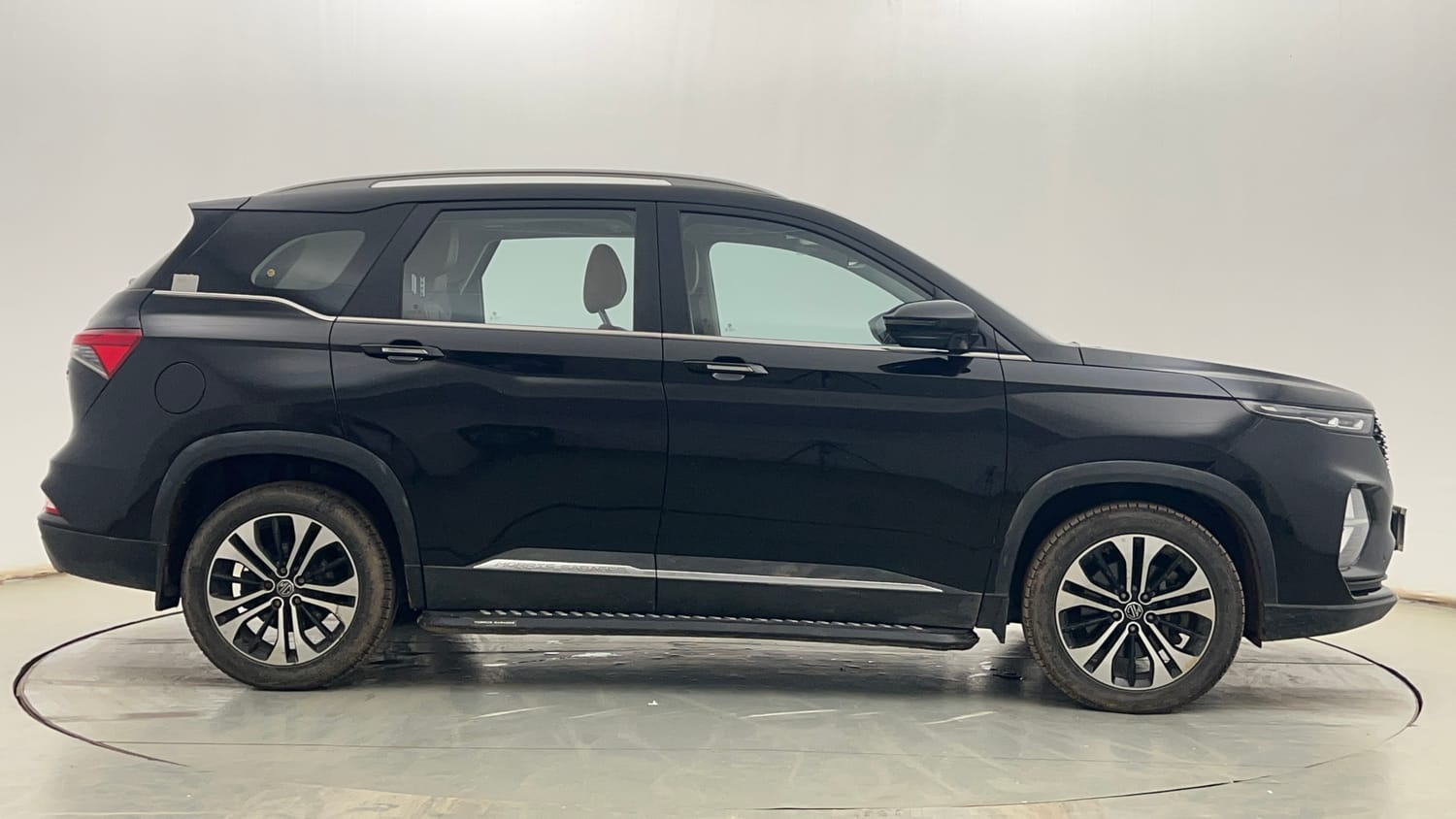 Used 2022 MG Motors Hector Plus Sharp 2.0 Diesel Turbo MT 6-STR Diesel Manual exterior RIGHT SIDE VIEW