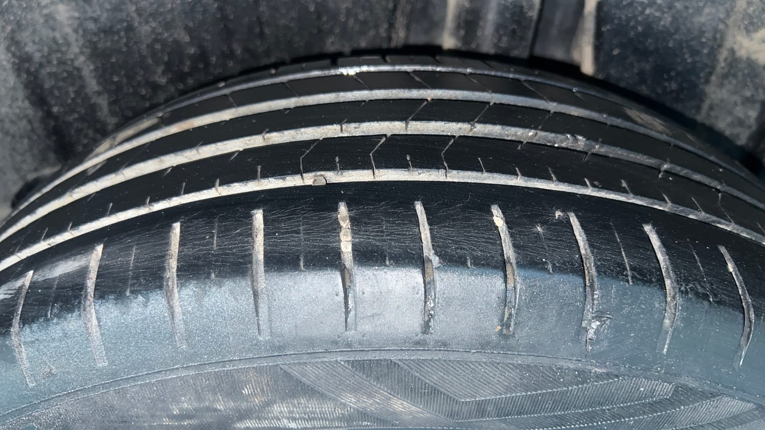 Used 2022 Maruti Suzuki Baleno Zeta MT Petrol Manual tyres LEFT REAR TYRE TREAD VIEW