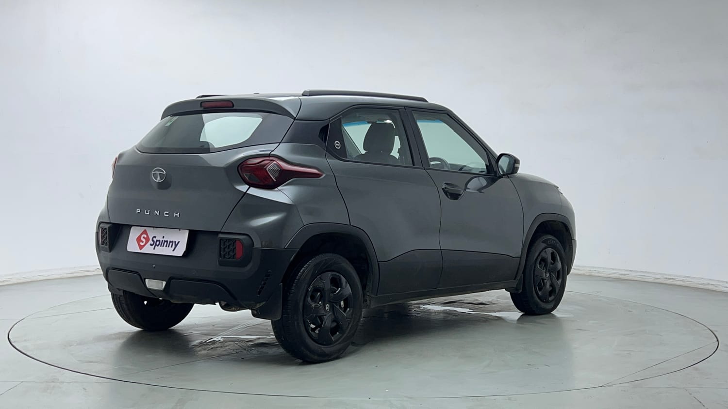 Used 2024 Tata Punch Pure MT Petrol Manual exterior RIGHT REAR CORNER VIEW