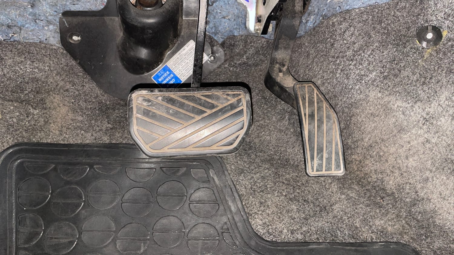 Used 2019 Maruti Suzuki Celerio ZXi (O) AMT Petrol Automatic interior PEDALS VIEW
