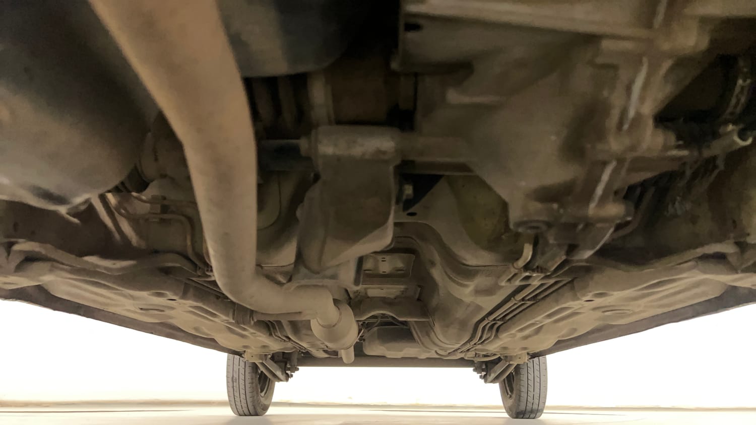 Used 2017 Maruti Suzuki Alto 800 LXi CNG (O) Cng Manual extra FRONT LEFT UNDERBODY VIEW