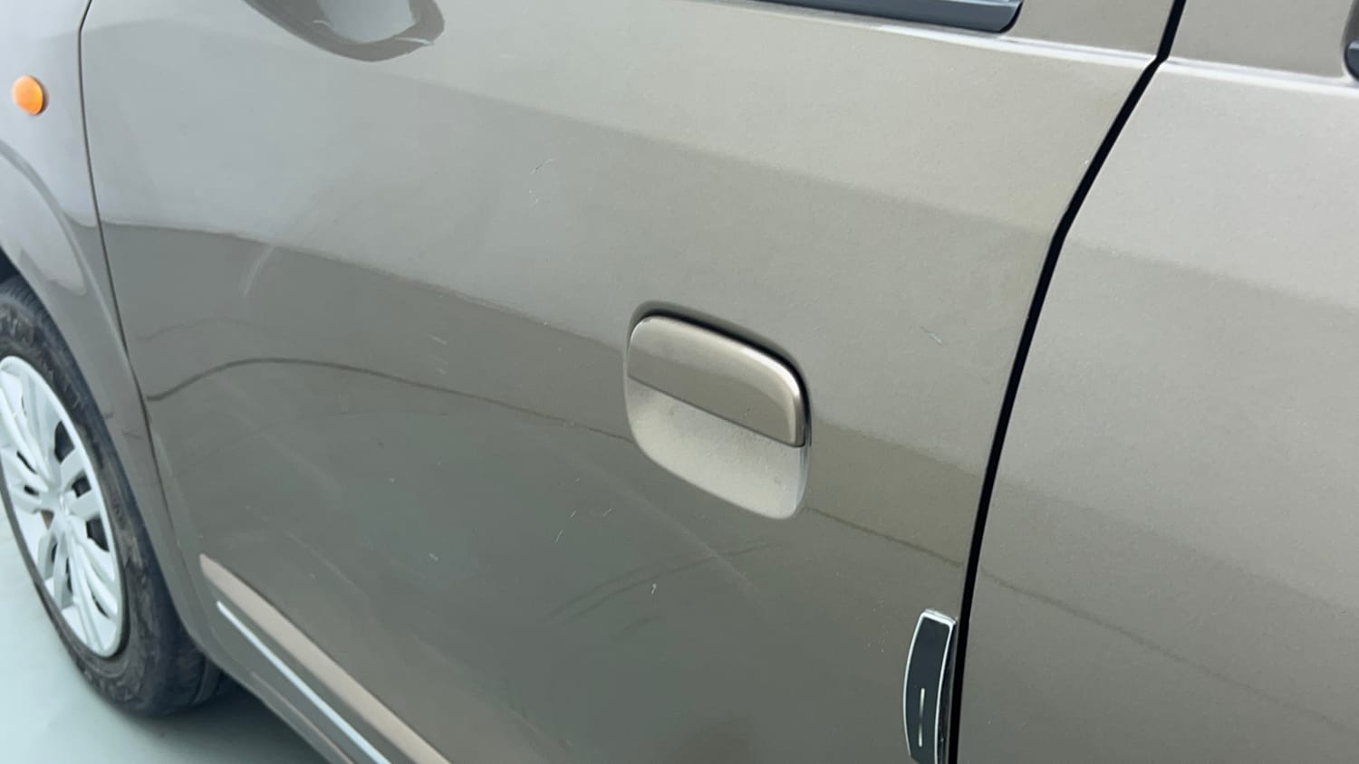 Used 2024 Maruti Suzuki Wagon R VXI 1.0 CNG Cng Manual dents MINOR DENT