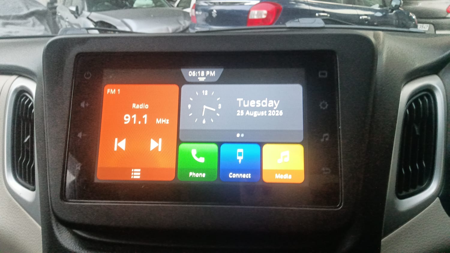 Used 2023 Maruti Suzuki Wagon R ZXI Plus 1.2 Petrol Manual top_features Integrated (in-dash) music system