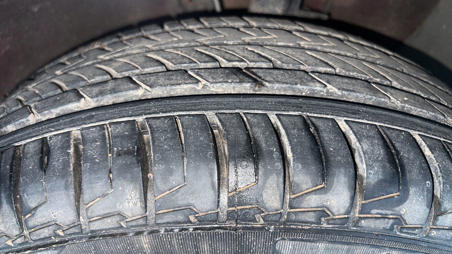 Used 2015 Hyundai i20 Active 1.2 S Petrol Manual tyres RIGHT FRONT TYRE TREAD VIEW