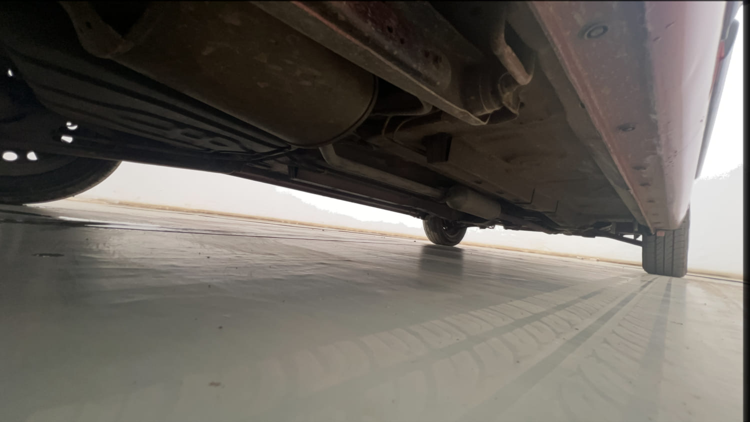 Used 2014 Maruti Suzuki Wagon R VXI Petrol Manual extra REAR RIGHT UNDERBODY VIEW