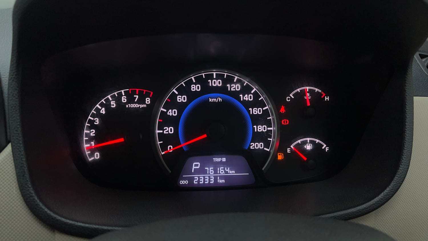 Used 2018 Hyundai Grand i10 Sportz (O) AT 1.2 Kappa VTVT Petrol Automatic interior CLUSTERMETER VIEW