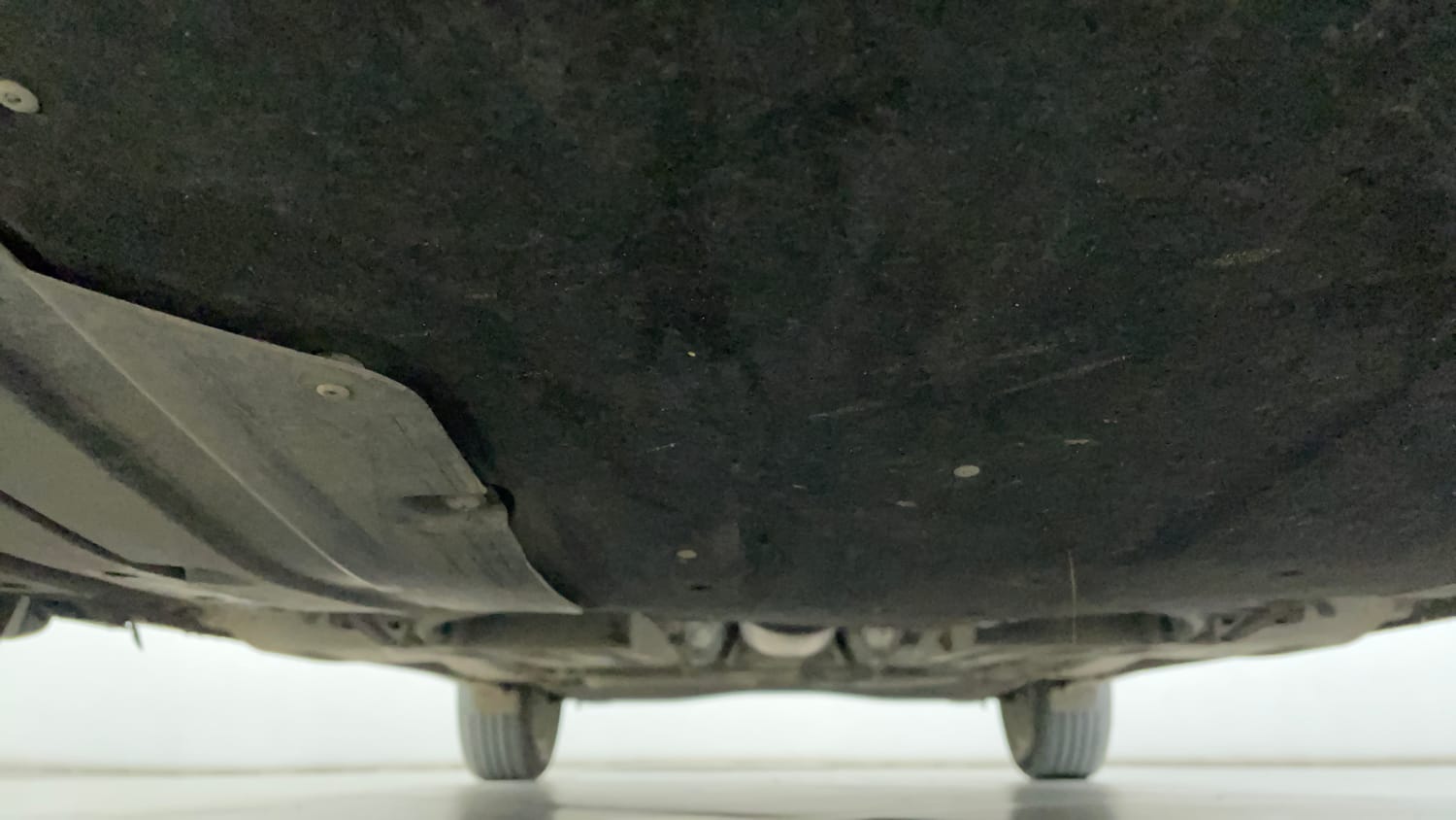 Used 2024 Maruti Suzuki Baleno Alpha MT Petrol Manual extra FRONT LEFT UNDERBODY VIEW