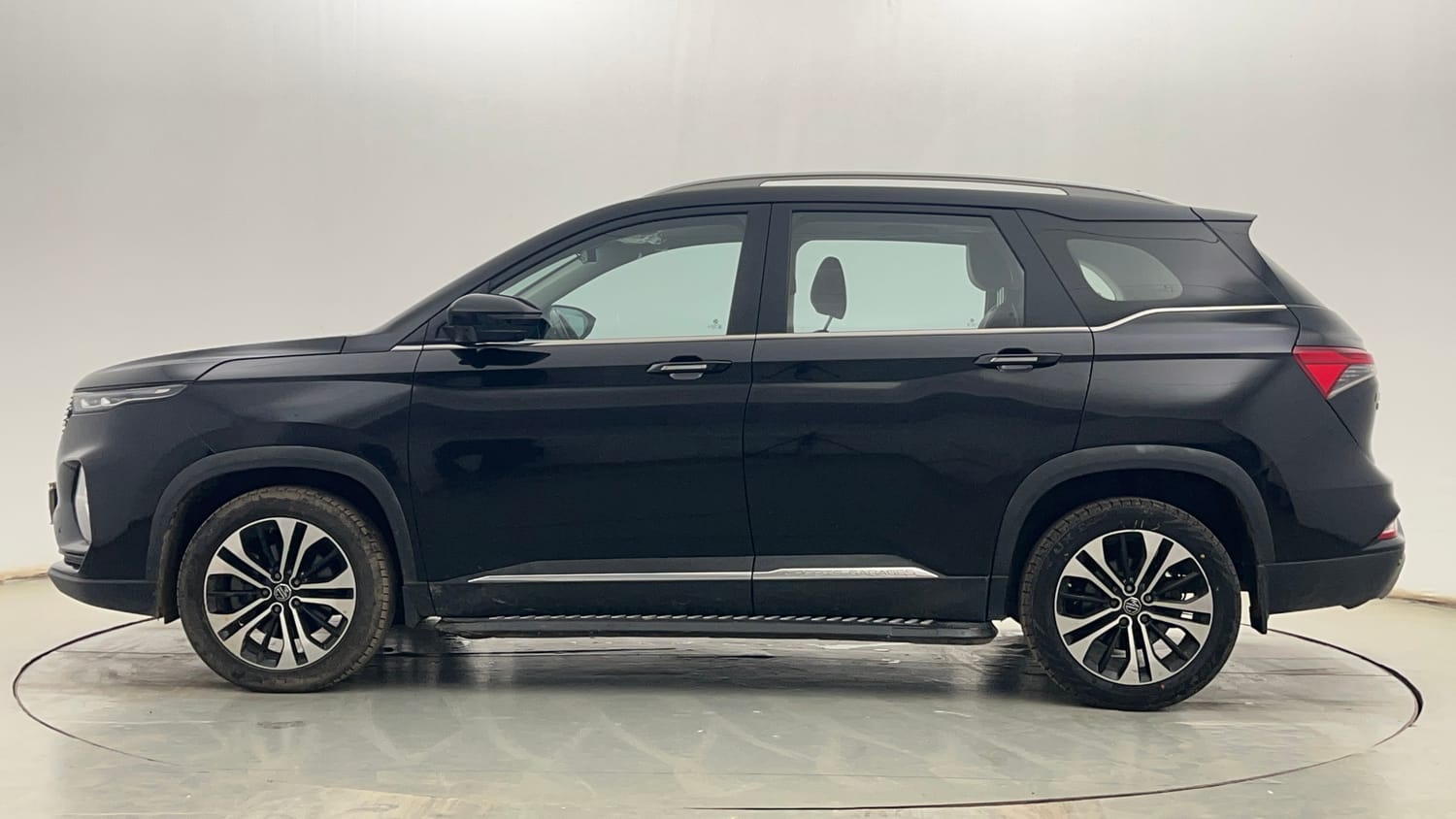 Used 2022 MG Motors Hector Plus Sharp 2.0 Diesel Turbo MT 6-STR Diesel Manual exterior LEFT SIDE VIEW