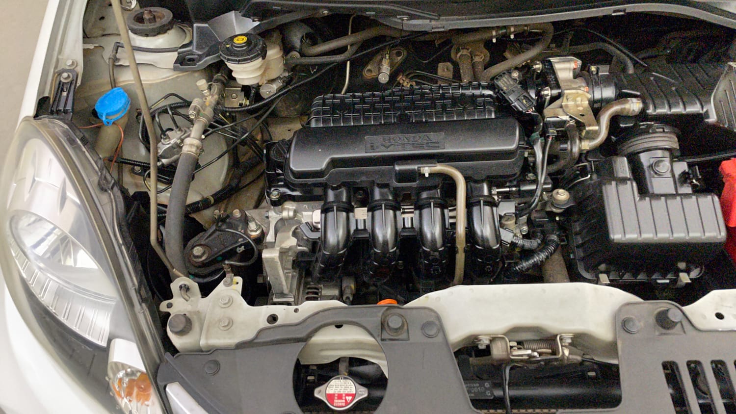 Used 2018 Honda Amaze 1.2 S i-VTEC Opt Petrol Manual engine ENGINE RIGHT SIDE VIEW
