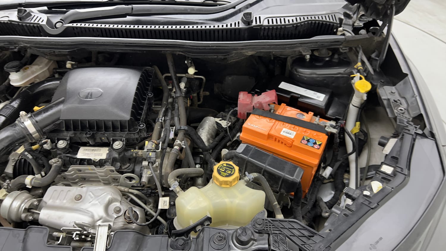 Used 2024 Tata Nexon Pure 1.2 Revotron Petrol 6MT Petrol Manual engine ENGINE LEFT SIDE VIEW