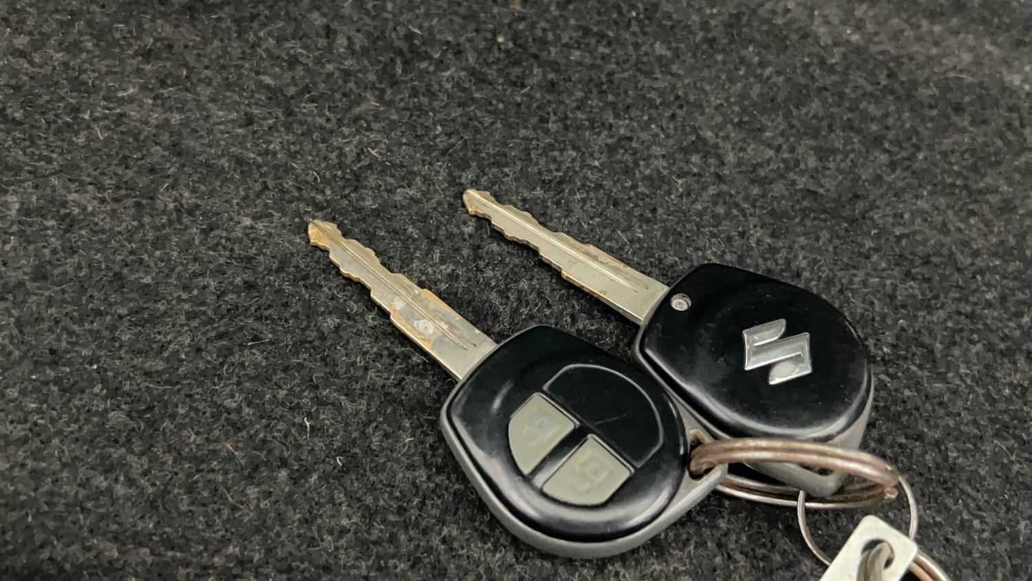 Used 2017 Maruti Suzuki Wagon R VXI Petrol Manual extra CAR KEY VIEW