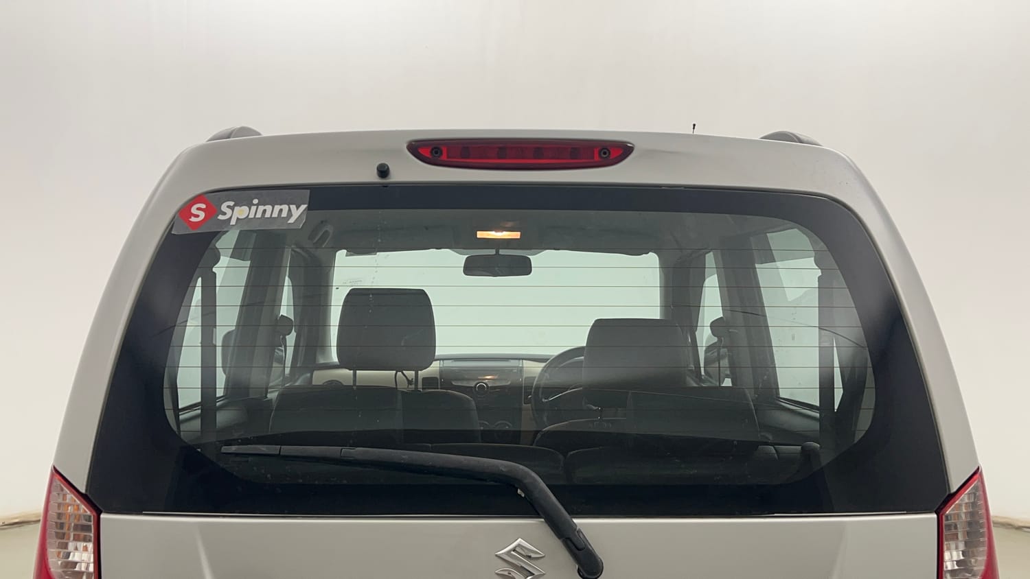Used 2017 Maruti Suzuki Wagon R VXI Petrol Manual exterior BACK WINDSHIELD VIEW