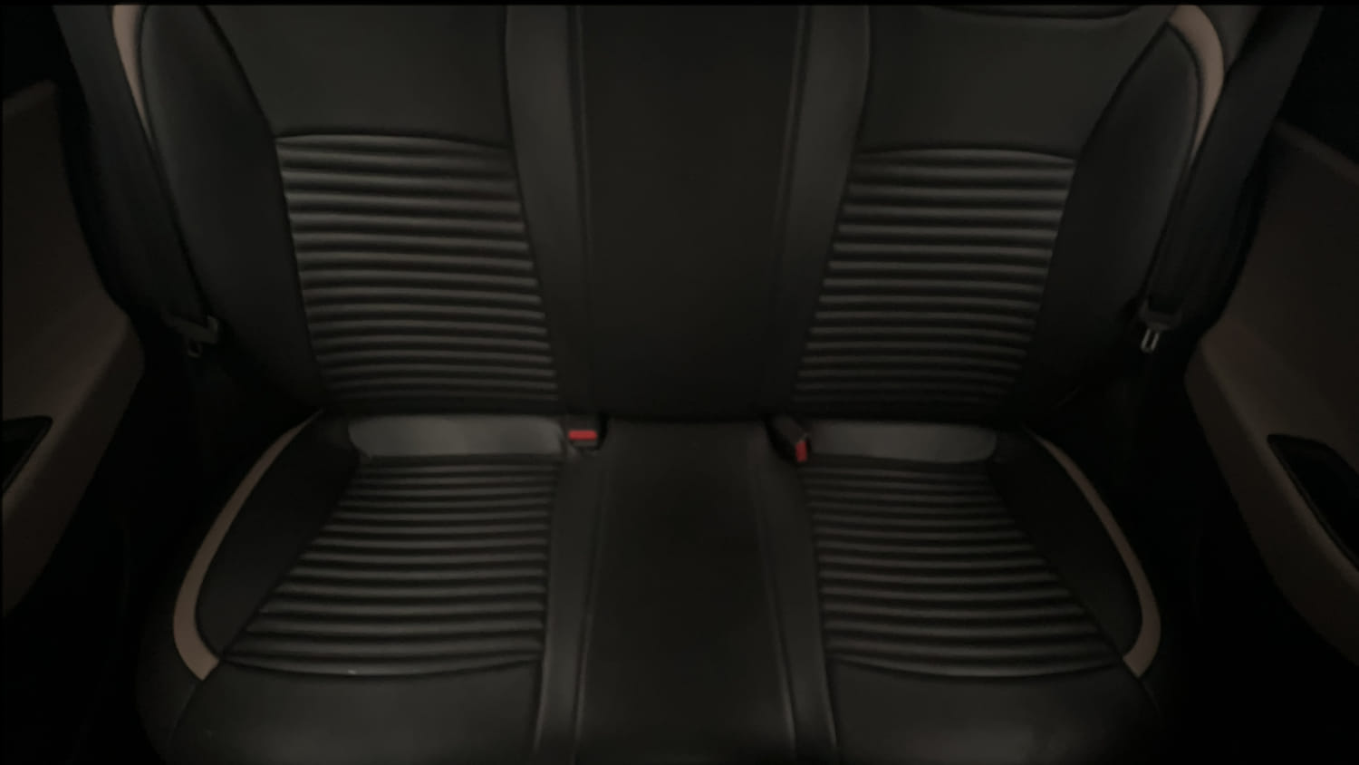 Used 2020 Hyundai Elite i20 Sportz Plus 1.2 Petrol Manual interior REAR SEAT CONDITION VIEW